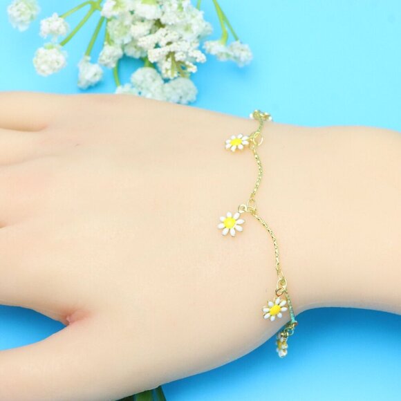 Chic & Stylish Bracelet – A Thoughtful Gift for Women and Girls, DYC1008 - Picture 6 of 9
